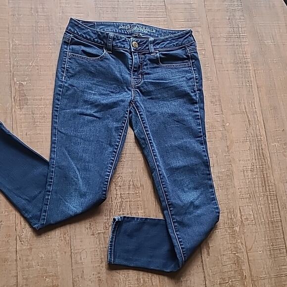 American‎ Eagle Jegging medium Wash Size 4 Super clean! - Picture 1 of 7